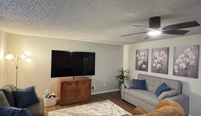 Comfy Home 5 min to River + Trails, 15 min to CdA - Sleeps 6
