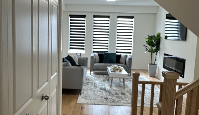 Cozy 3-bedroom apartment in enjoyable Bowmanville with AC, WiFi