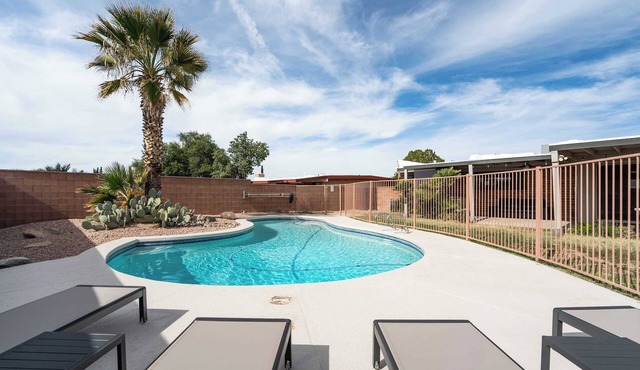 Cozy 3BR Home with Mtn Views & Pool, Near Trails