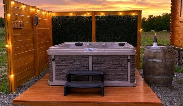 Cozy Cabin Hot Tub Wineries Sunset Views 4
