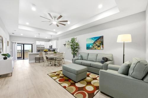 Cozy & Elegant 3BR Home