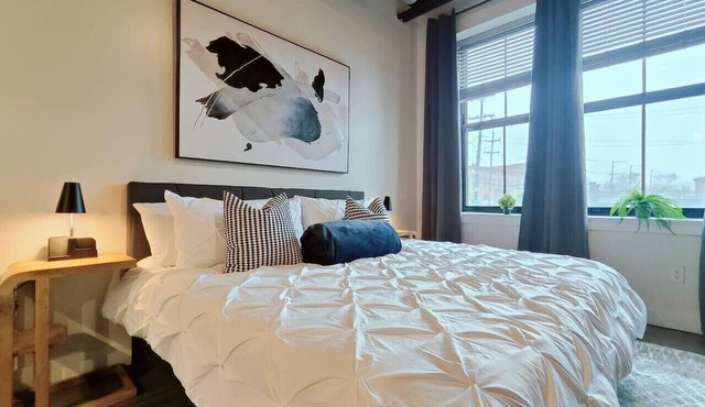 Cozy Philly Studio with Free Parking for Long Term Stays