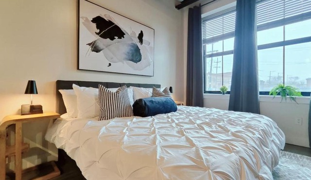 Cozy Philly Studio with Free Parking for Long Term Stays
