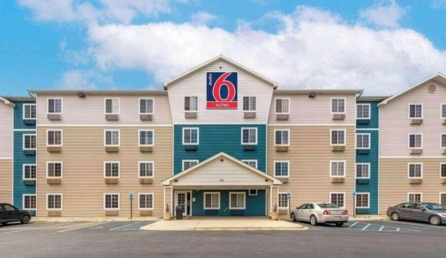 Cozy Studio 6 Pelham|1 Full Bed, Smoking| Kitchen