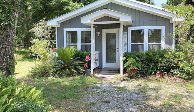 Cozy Studio Cottage - Bay access - Wi-Fi - Pet-friendly