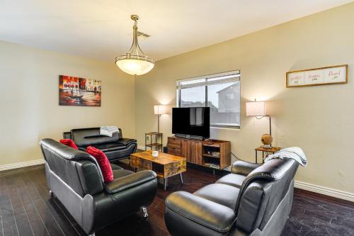Cozy Tucson Getaway w/Hot Tub: 4 Mi to Casino