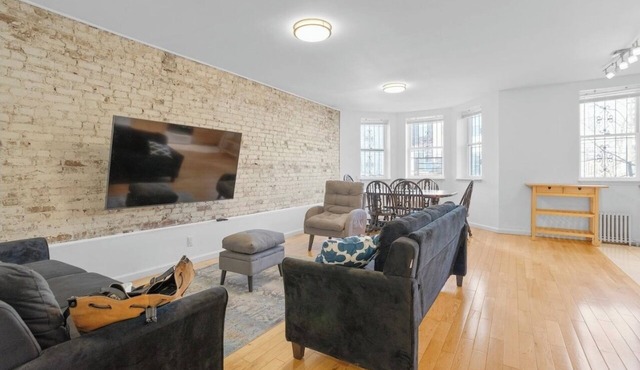 Crown Height 3 bedroom near subway