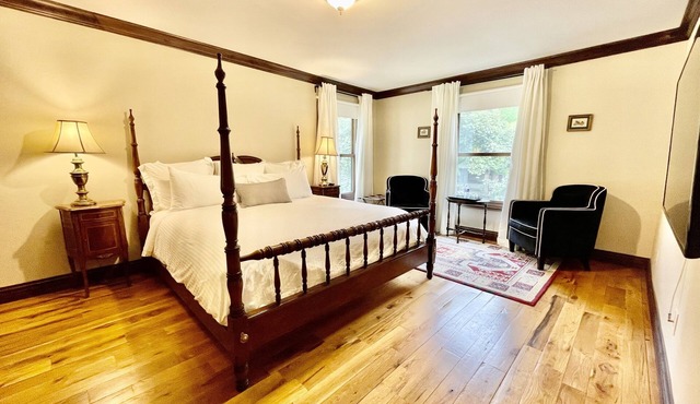 Dartmouth House Inn