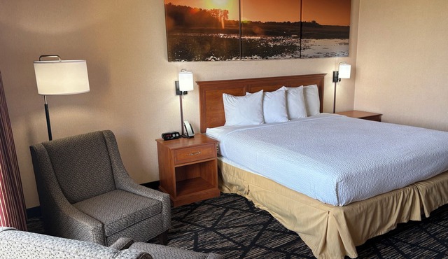 Days Inn by Wyndham Niles