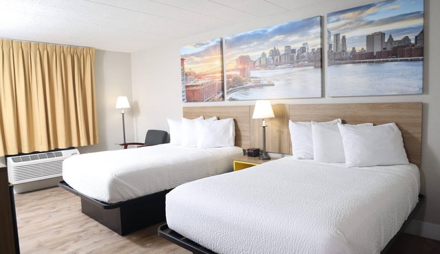 Days Inn by Wyndham Pittsburgh