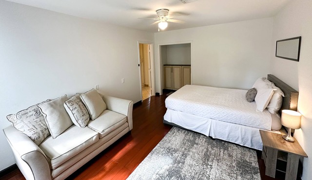 Delightful Luxury Suite In The Heart Of Fort Myers