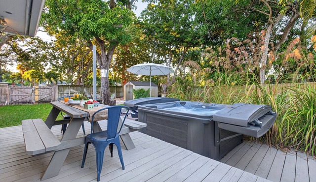 Discounted Rates! Hot Tub, Firepit, 10mins to Beach | Near World Cup 2026
