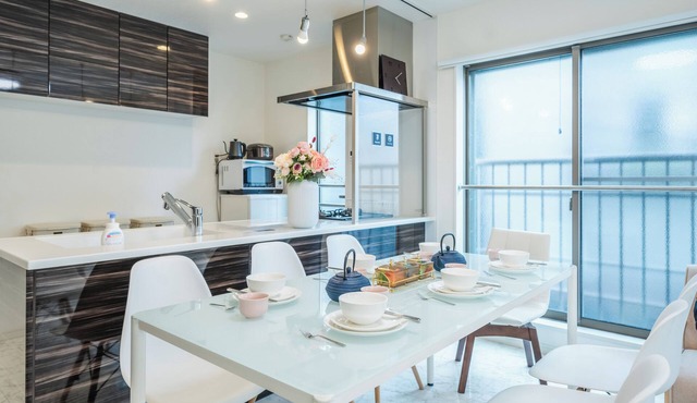 Disney Dream House! Huge 5BR 2-Story Home 10min to Parks 12min Kasai Station