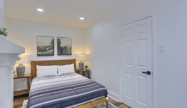 Dormont, Potomac @1 Stylish and Modern 2BD Apartment