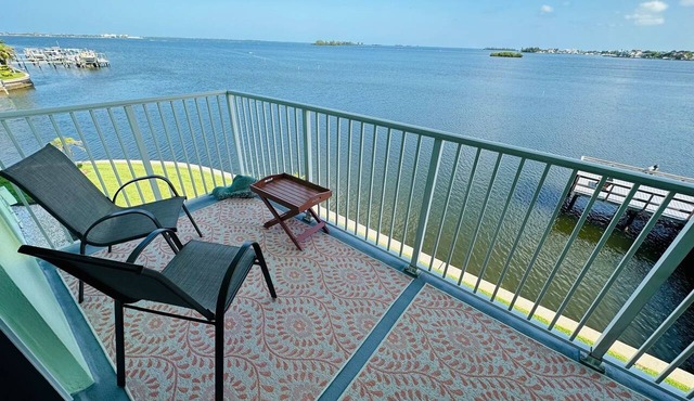 Dunedin Causeway Honeymoon Caladesi Island 1/1 Pool 316