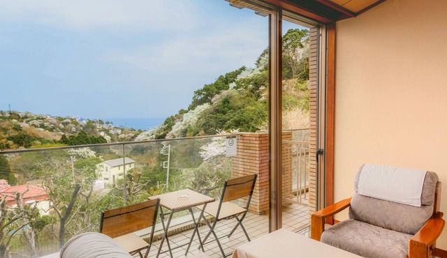 E JOY INN-ATAMI