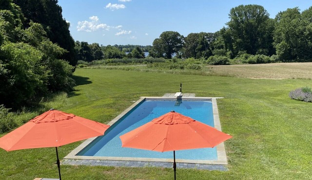 Eagles Point Landing-Private Pool, Dock, Pickleball