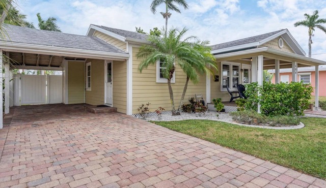 🥇 Elegant 2bd home in Downtown Historic Punta Gorda (CH981)