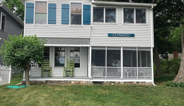 Elmwood Finger Lakes Keuka Lake Vacation Home 50' off water, 100' Level Beach