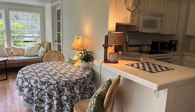 Enchanting 3-bedroom Cottage in Wilton