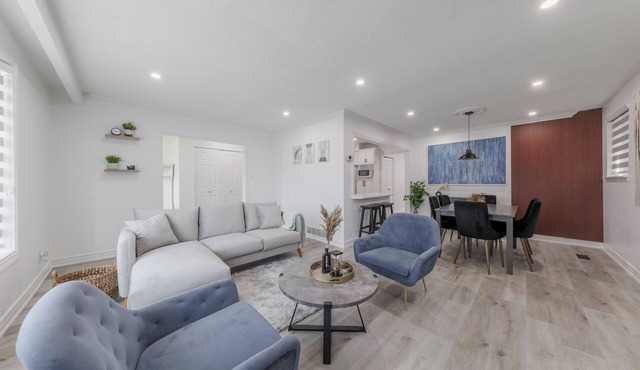 Entire Cozy Home | In-Ground Pool | Minutes to Lake & Waterfront Park
