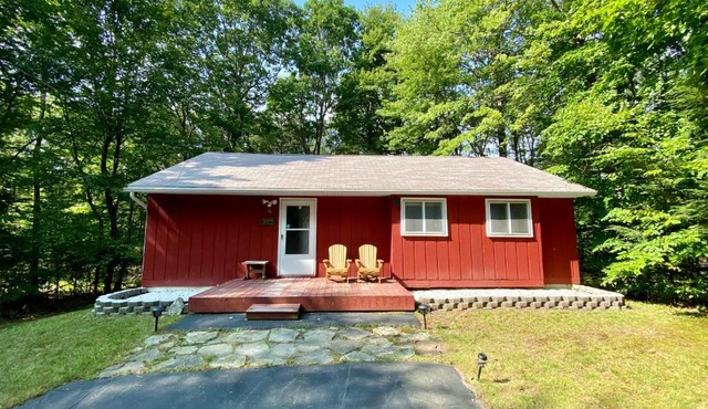 Escape to a 3-Bedroom Cabin in Lower Catskills