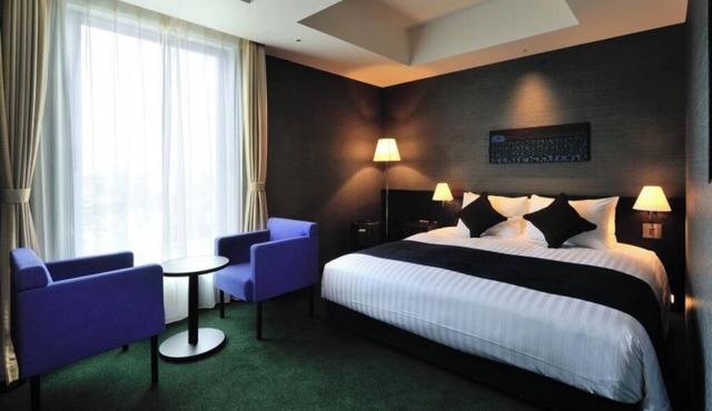 Essential Double Smoking hotel in charming Taito City