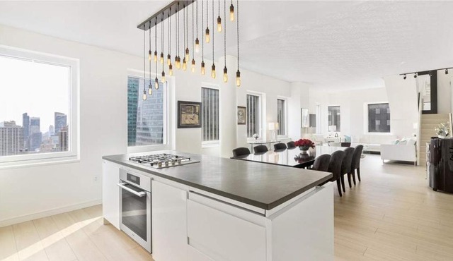 Exclusive Luxury Manhattan Penthouse Apartment, Sleeps 10, Midtown
