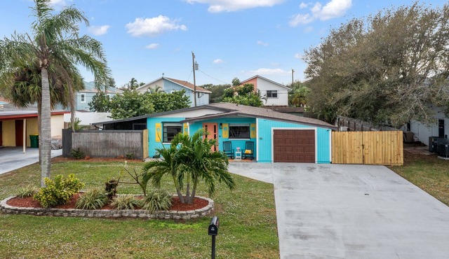 Family & Dog Friendly Home Near Beach | Rockets Launch Views | Pool/Kayak Pass*