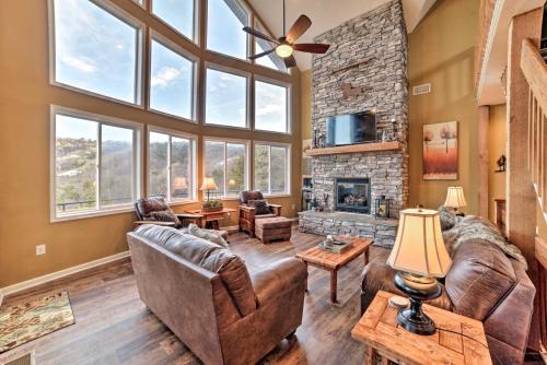 Family-Friendly Massanutten Home w/Slope Views!