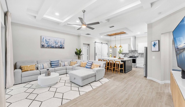Family-Friendly Palm Bay Getaway! 20 Mi to Beaches