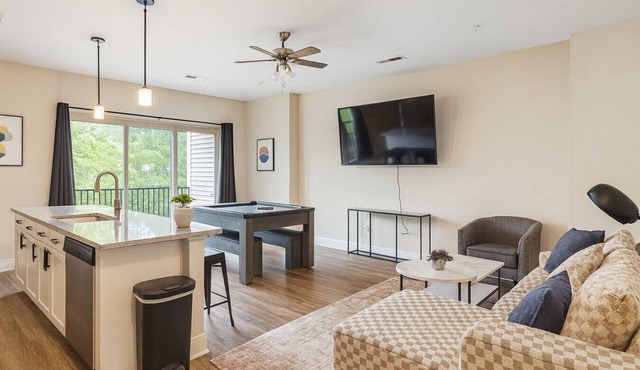 Family & Group Retreat|3 Queens Beds Pool Table 11