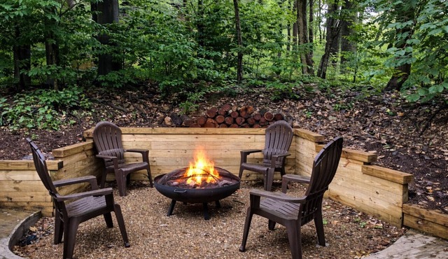 Family Home with Fire Pit, Games & Pool Access