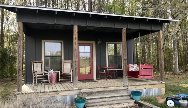 Farm Girl Cabin