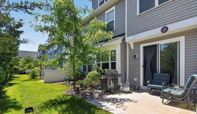 Major international sporting event Stay Spacious 3BR/3BA Condo 5-Min Access to Train Station