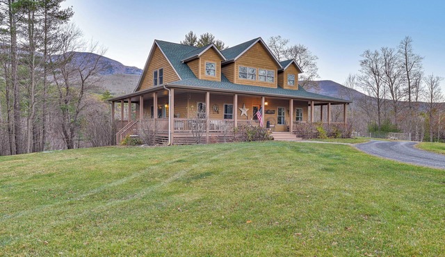 Fire Pits, Deck & Views: Catskills Home!