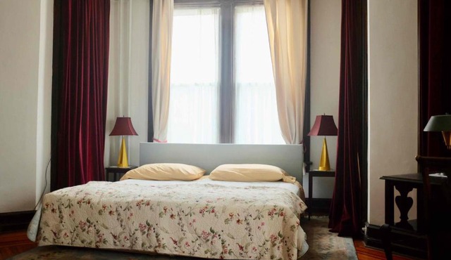 Fort Pl B&B and Gallery