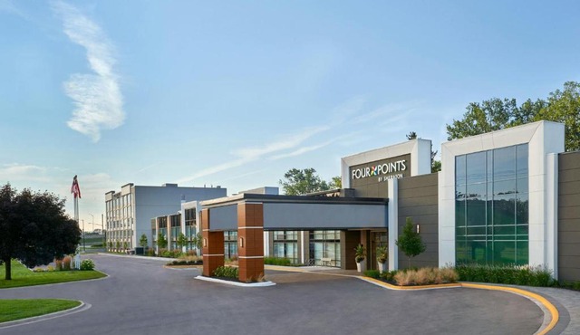 Four Points by Sheraton Point Edward Sarnia