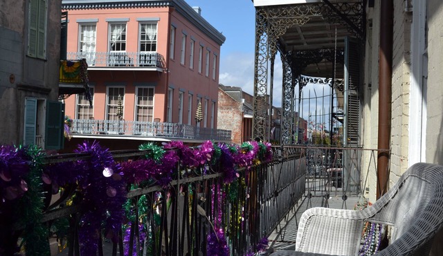 French Quarter balcony condo in best spot!