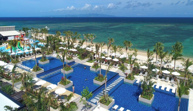 Fusaki Beach Resort Hotel & Villas