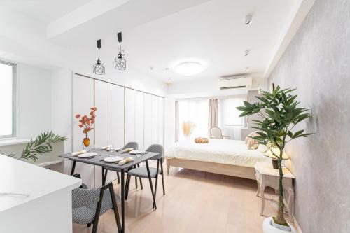 G72新宿最中心 两室一厅 新宿三丁目车站4分 2 rooms Shinjuku center 4 mins to ST Max 7P 直达新宿 涉谷 表参道 池袋 上野 代代木 银座 原宿 品川