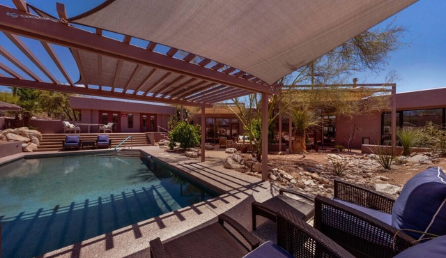 Gated La Paloma Estate + Casita/Pool & Mtn Views