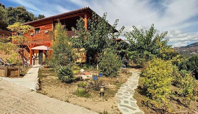 Gîte between sea and mountains, 10 minutes from Propriano's beaches