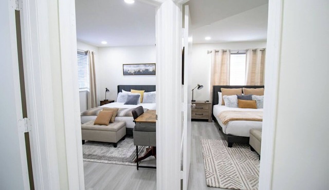 Good Vibes Oasis - Cozy Townhome With Parking