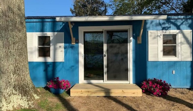 Gorgeous 2-bedroom cottage in charming Hammondsport awaits you