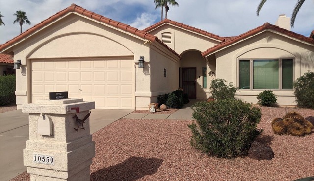 Great rental home in gated Palo Verde!