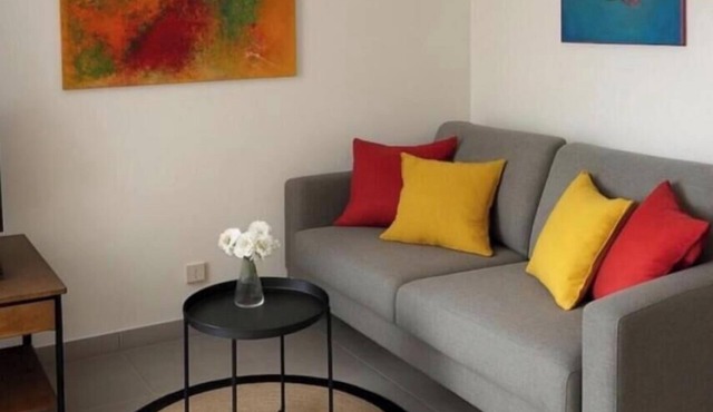 Ground-floor apartment in a quiet residence