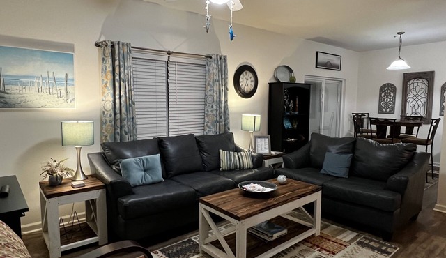 Gulf Shores Getaway w/Large Pool – 1 Mile to the Beach!