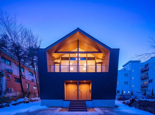 Hakuba White Fox Chalet