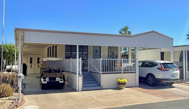 Happy Trails 55+ Resort with 2 Bedrooms & Golf Cart